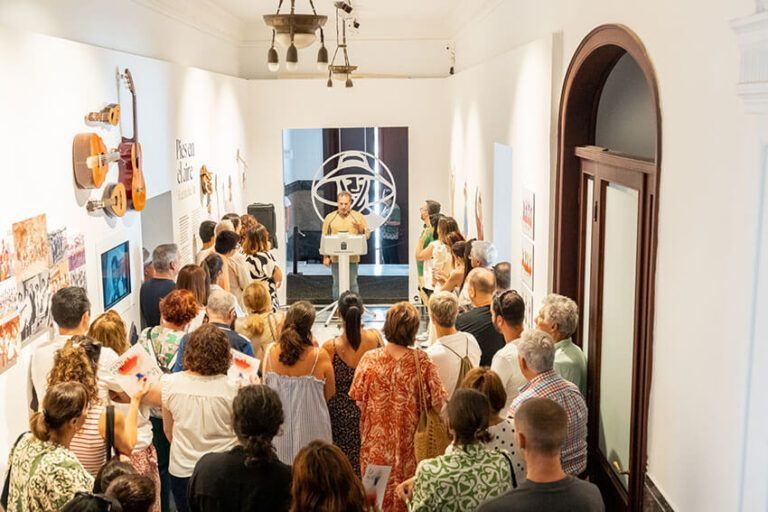 Noticias | La exposición “La voz de la tierra” recoge los 60 años de historia de Los Campesinos 