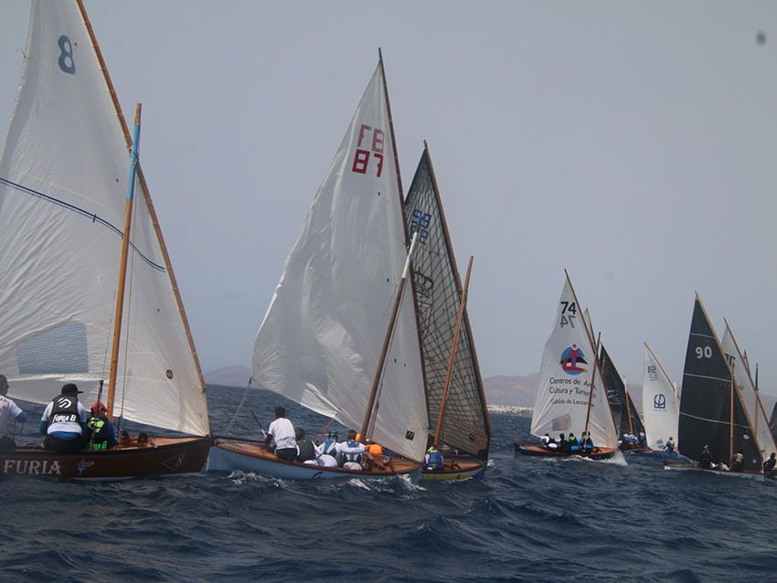 Mano a mano del Playa Blanca y el Furia II en el Trofeo Graciplus