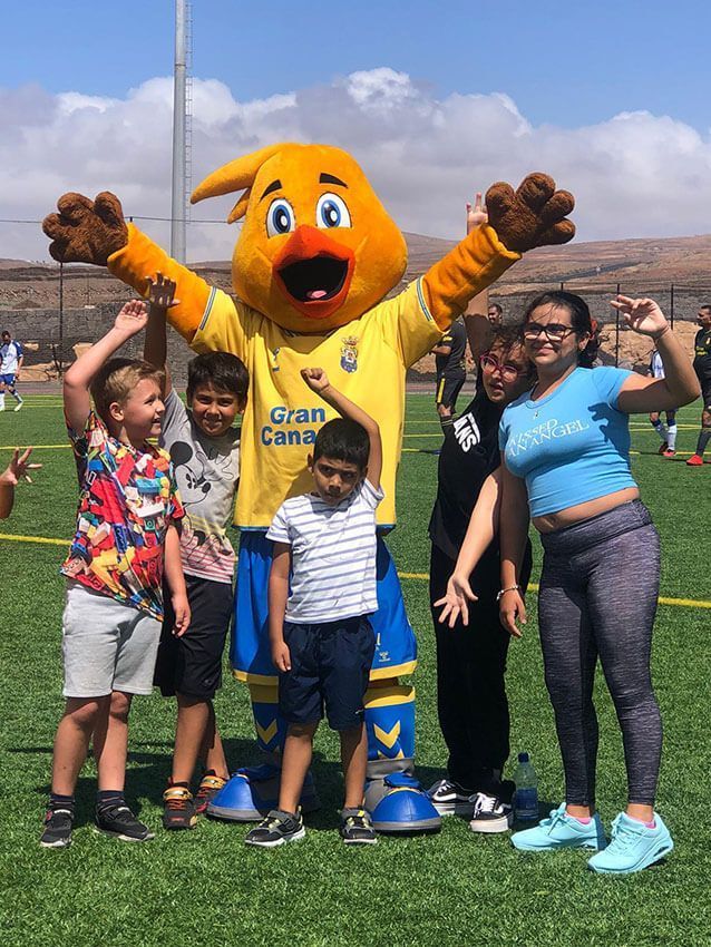 Acuerdo entre la Asociación Creciendo y la Fundación UD Las Palmas para promover el fútbol inclusivo