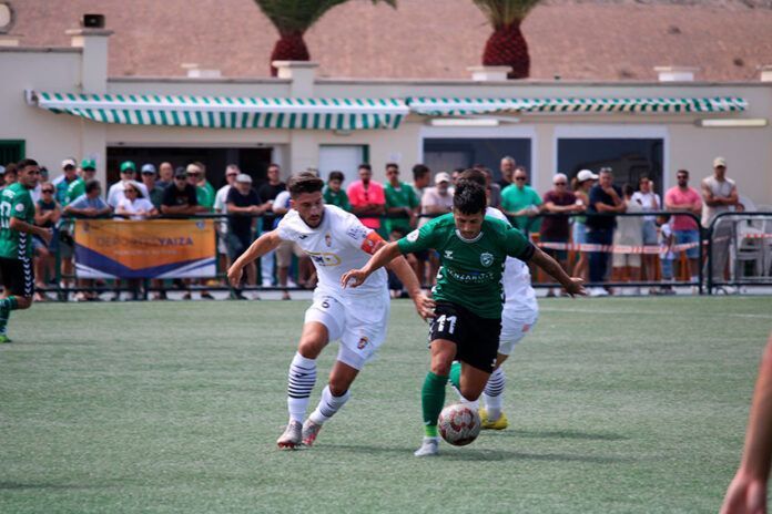 El Unión Sur Yaiza debuta con victoria en la Segunda Federación
