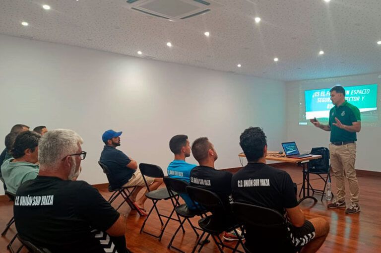 Noticias Yaiza | Yaiza y el Racing Club de Santander trabajan juntos por un fútbol más seguro para jóvenes deportistas