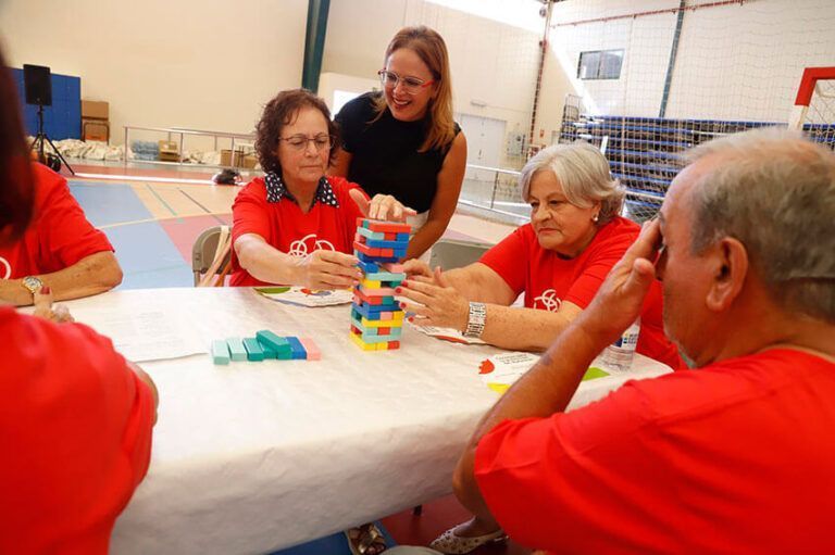 Noticias | Los mayores de la isla disfrutan de las I Olimpiadas Cognitivas de Lanzarote