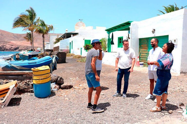 Noticias Yaiza | Yaiza colabora con el Cabildo para rehabilitar viales en Playa Quemada