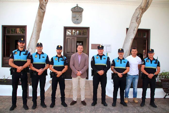 Noticias Yaiza | Yaiza incorpora cuatro agentes a su Policía Local