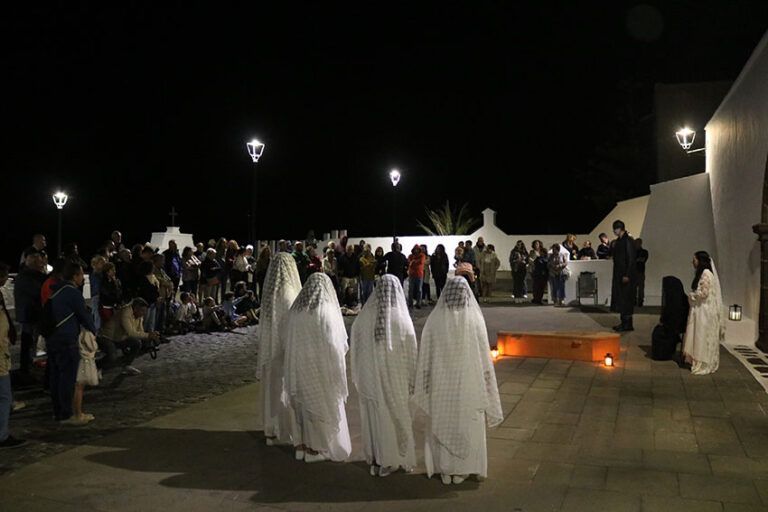 Noticias | Femés desmitifica la muerte y festeja la vida