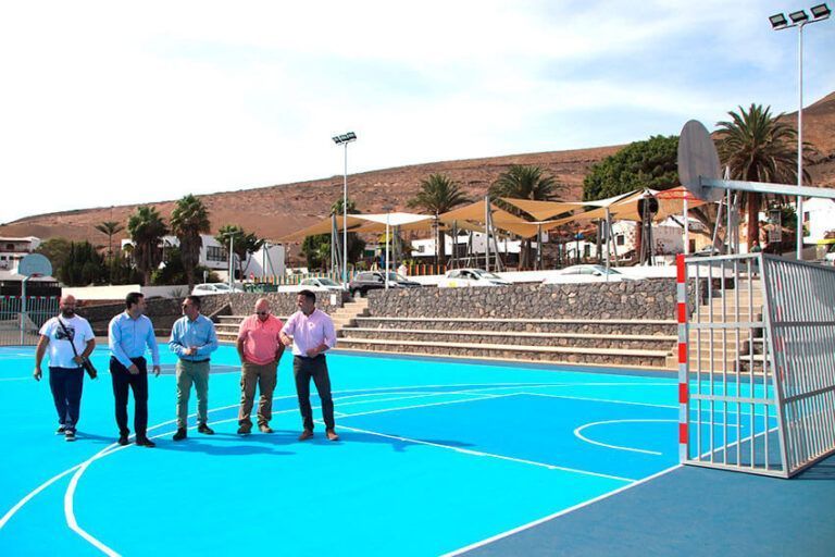 Noticias Yaiza | Yaiza recupera un nuevo espacio en desuso para el deporte y la convivencia