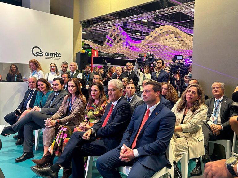Noticias Yaiza | Los municipios turísticos canarios se consolidan como interlocutores indispensables en Fitur