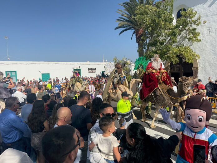 Noticias Yaiza | Yaiza y Playa Blanca reciben con ilusión a los Reyes Magos