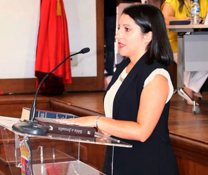 Noticias Yaiza | Karina Centeno dimite como concejala en el Ayuntamiento de Yaiza