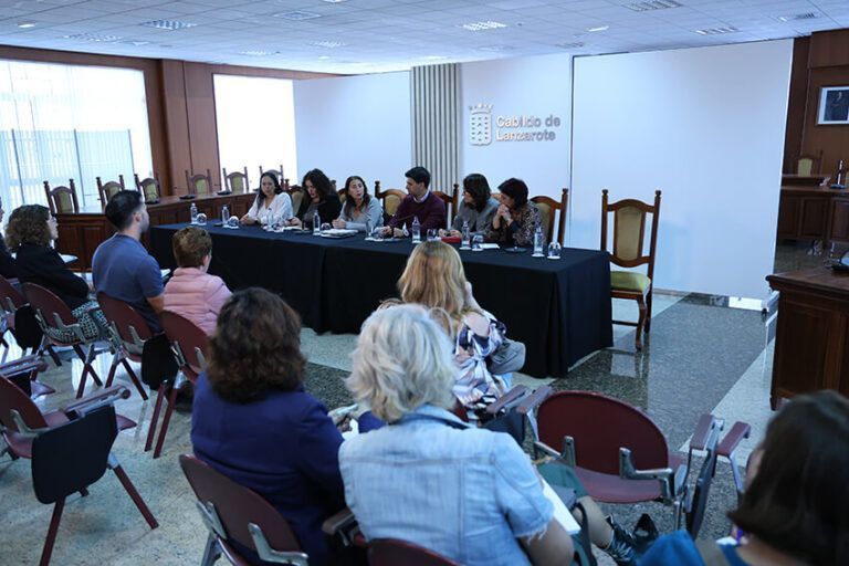 Noticias | El Cabildo invierte 1,5 millones de euros en planes de empleo en colaboración con los ayuntamientos