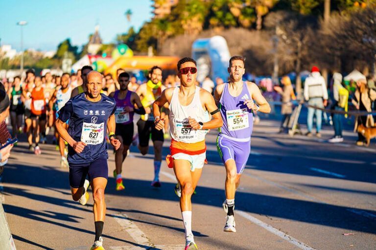 Noticias Yaiza | Yaiza felicita a Yerove Rodríguez Machín por su récord de España 10 Km en categoría sub 20