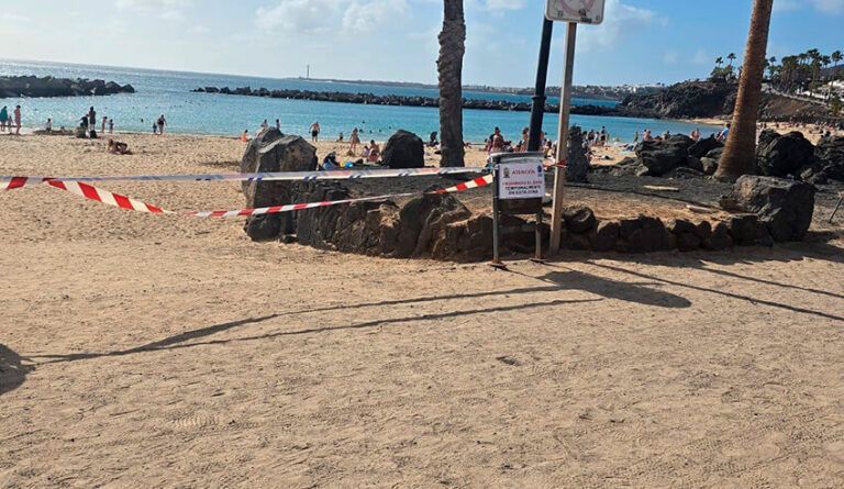 Noticias Playa Blanca | Yaiza prohíbe el baño temporal en Playa Flamingo al detectar Salud Pública bacterias indicadoras de contaminación