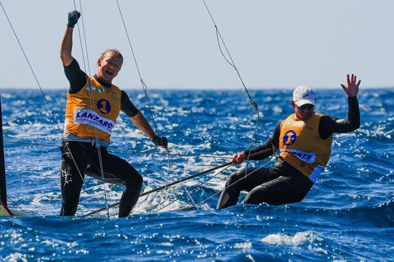 Noticias Yaiza | Los polacos Buksak y Glogowski, campeones en 49er de la Lanzarote International Regatta