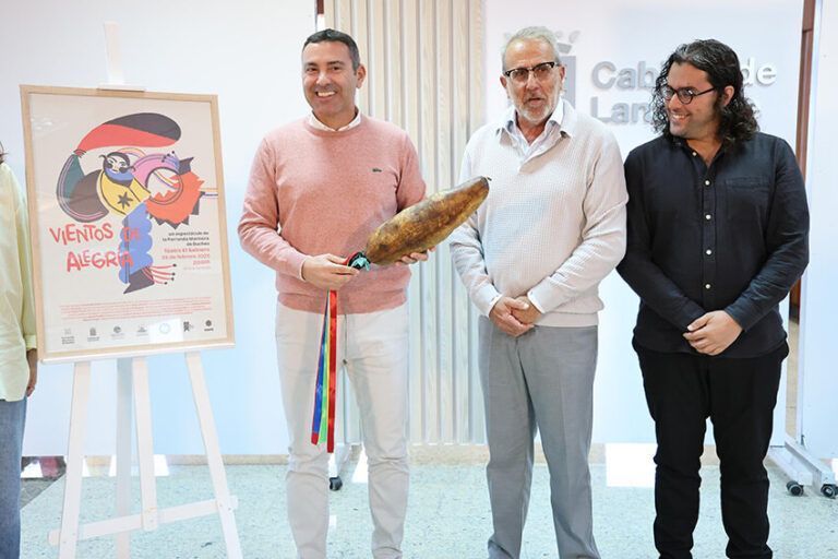 Noticias | Los Buches protagoniza Vientos de Alegría, el espectáculo que rinde homenaje al Carnaval de Lanzarote
