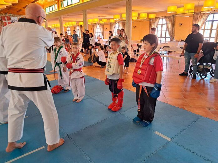 Noticias Yaiza | Jóvenes promesas sureñas del kenpo brillan en el Winter Warrior VI