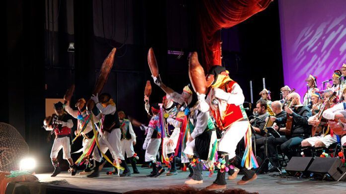 Noticias | Los Buches estrenan con gran éxito Vientos de alegría