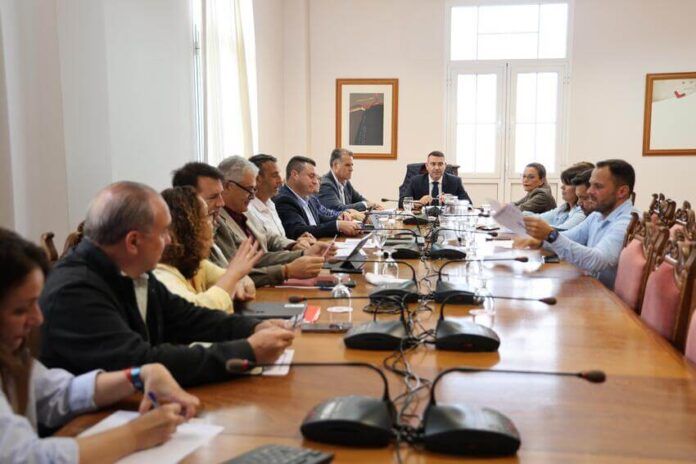 Asamblea Consorcio del Agua Noticias | El Consorcio del Agua aprueba por unanimidad iniciar el procedimiento de rescisión del contrato con Canal Gestión