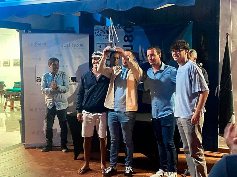 Noticias | El Brito Hostelería Sailing Team conquista el Trofeo Auditax Winter Series J80