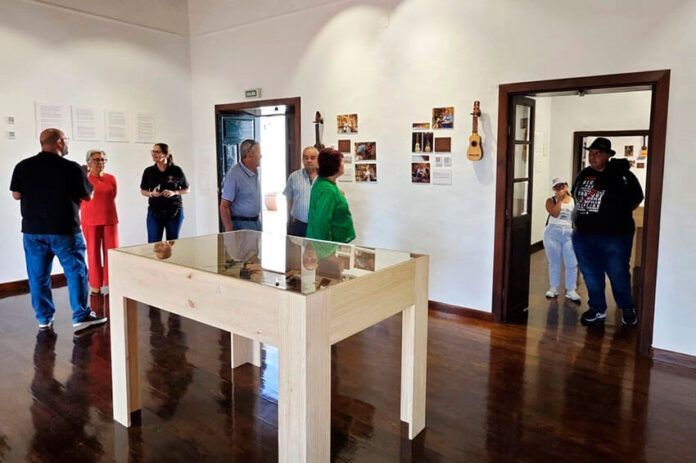 Noticias Yaiza | Femés se sumerge en la historia y herencia cultural del timple