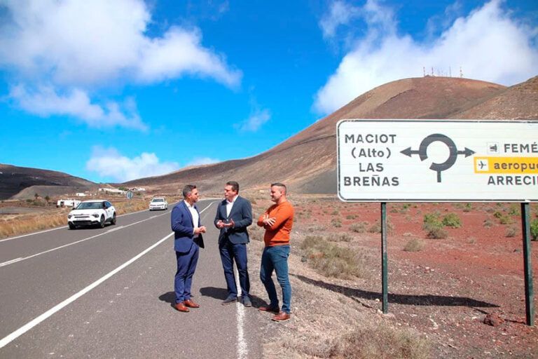 Noticias Yaiza | Cierra al tráfico la carretera Maciot – Playa Blanca por obras de rehabilitación