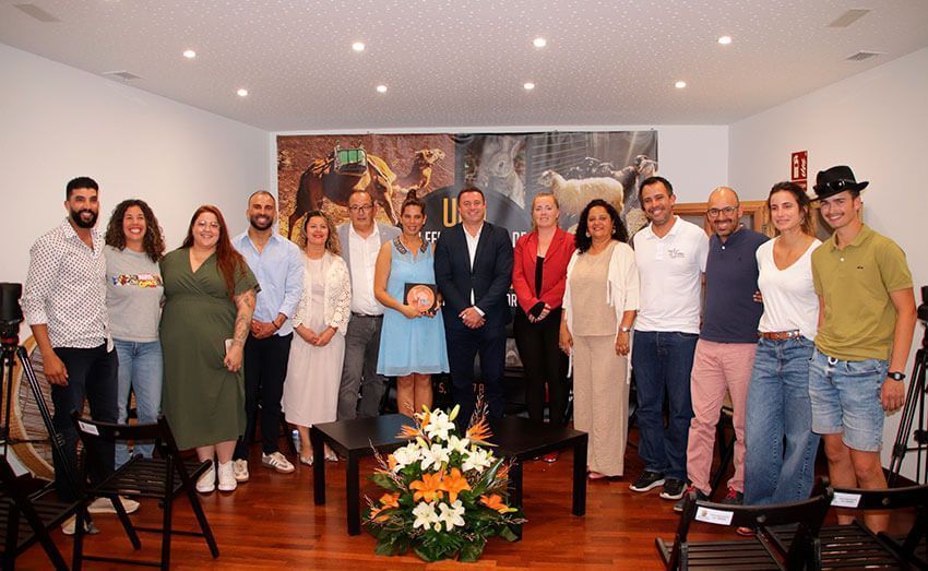 Noticias Playa Blanca | Homenaje póstumo al ganadero Tito González Medina en Uga