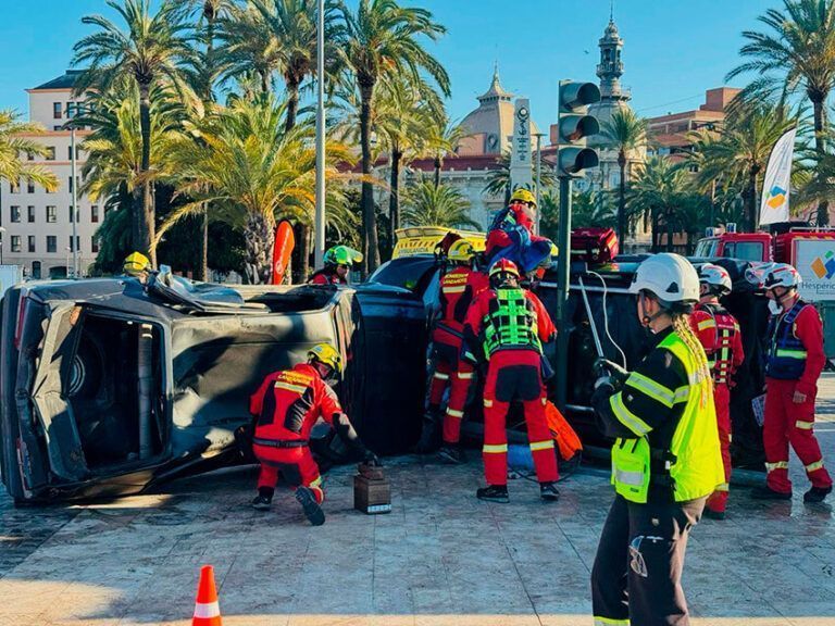 Noticias | Bomberos de Lanzarote logran en Cartagena el tercer premio en equipo técnico y en maniobra indeterminada