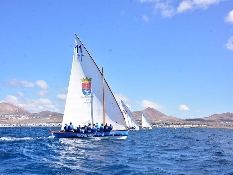 Noticias | El Puerto del Arrecife domina el Trofeo Líneas Romero de 8,55 Metros