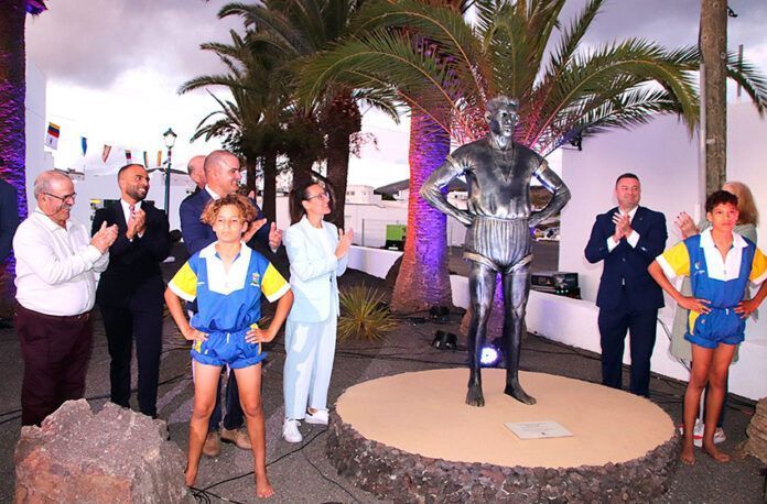Escultura homenaje a Joaquín Rodríguez Cabrera 'Pollo de Uga' Noticias Yaiza | Joaquín Rodríguez Cabrera, en Uga para siempre