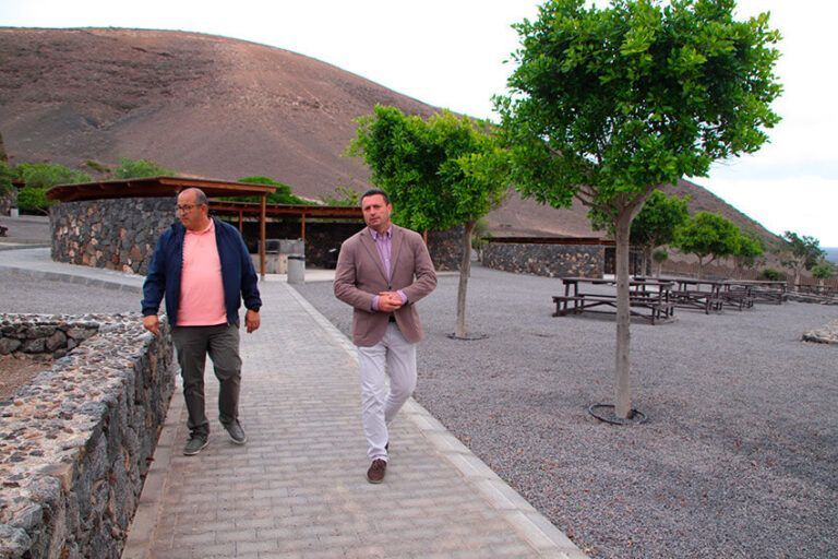 Noticias Yaiza | Yaiza abre el Merendero de La Degollada tras las obras de mejora