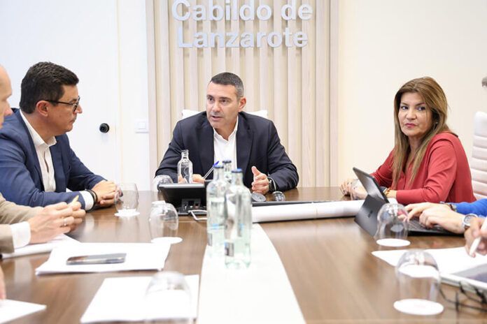 Reunión Consejero Obras Públicas Gobierno de Canarias Noticias | Cabildo y Gobierno de Canarias refuerzan su coordinación para impulsar infraestructuras clave en la isla
