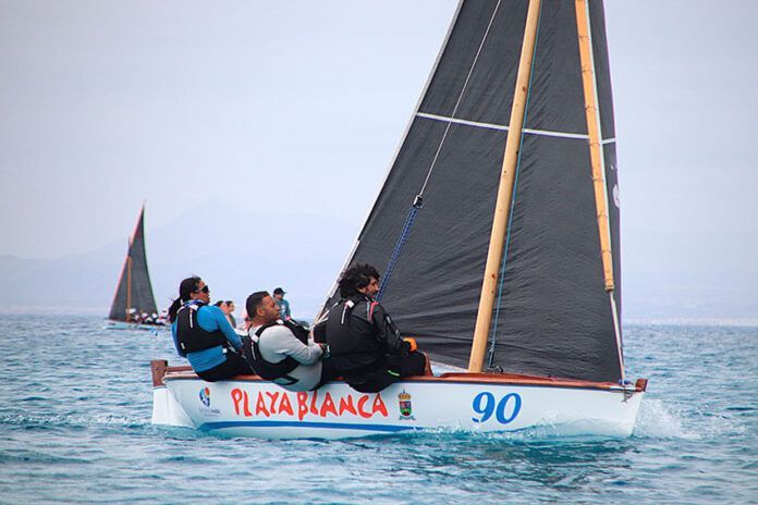 Noticias Playa Blanca | El Playa Blanca avisa en la regata inaugural de la Copa del Sur 2025