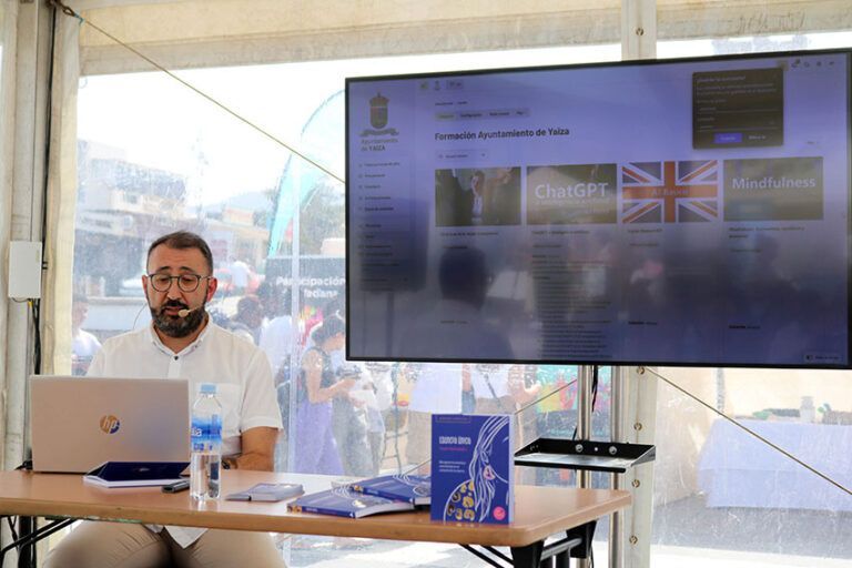 Noticias Playa Blanca | Yaiza anima a aprovechar la formación gratuita online disponible en su nueva plataforma