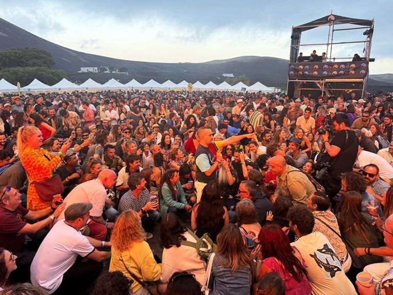 Noticias Yaiza | La Geria volvió a vibrar en una memorable 15ª edición de Sonidos Líquidos