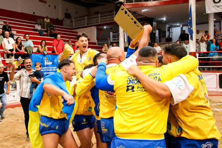 El Ayuntamiento de Yaiza felicita al Club de Lucha Unión Sur Yaiza por su victoria en la final regional del Torneo Cajasiete 2025