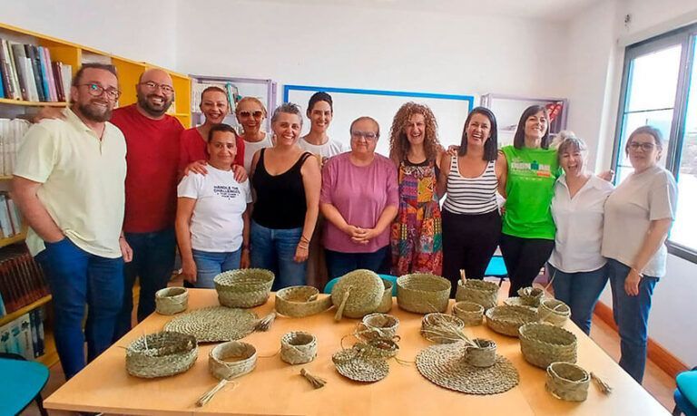 Noticias Yaiza | Yaiza clausura con éxito su taller de empleita