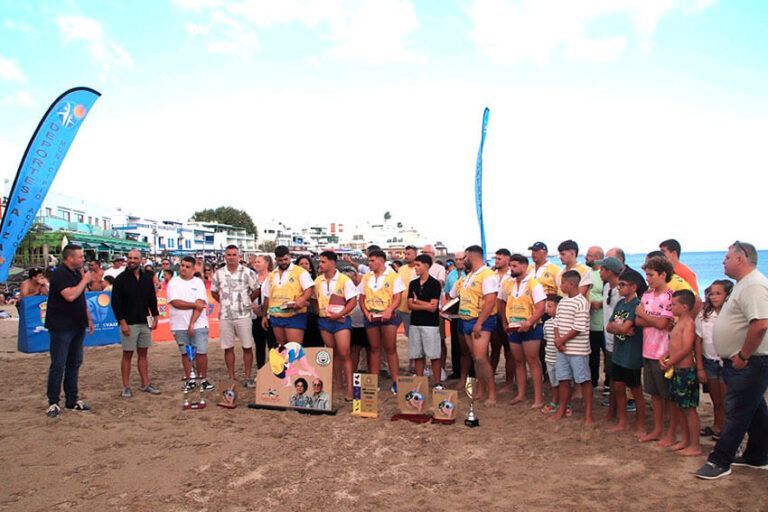 Noticias Yaiza | Playa Blanca celebra el triplete del Club de Lucha Unión Sur Yaiza