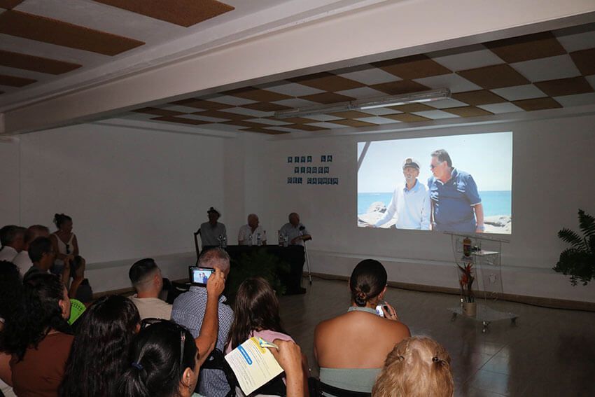 Playa Blanca reconoce a sus “artistas del mar”