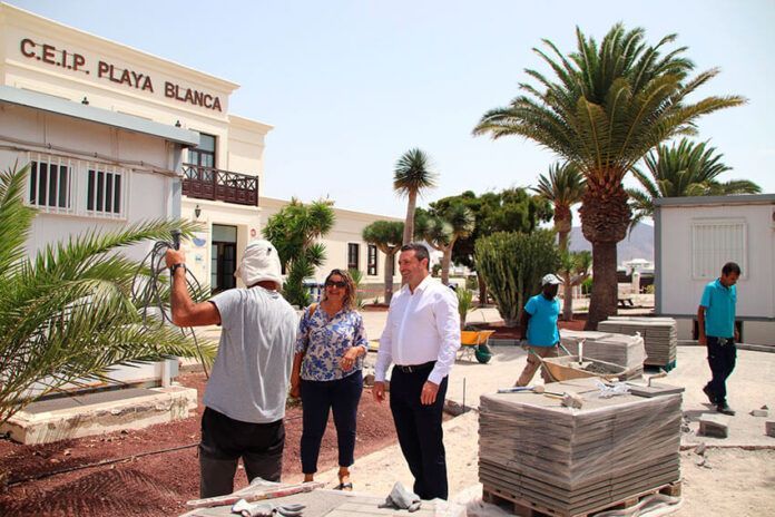 Noticias Playa Blanca | Yaiza ejecuta obras de mejora en los colegios por 140.000 euros