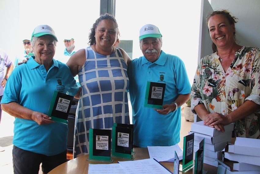Setenta mayores de Yaiza animan el torneo municipal de bola canaria