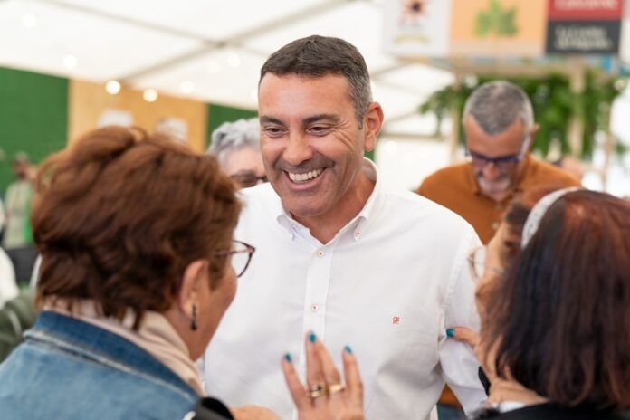 Noticias | ‘Cuentos de los abuelos canarios’, una iniciativa pionera del Cabildo de Lanzarote para impulsar la memoria oral de los mayores