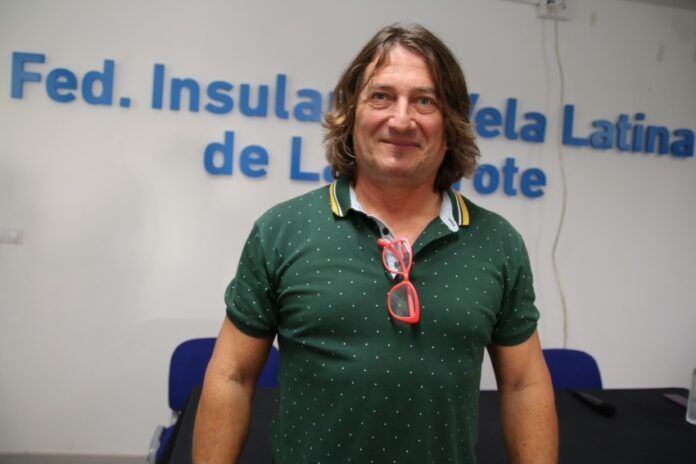 El presidente de la Federación Insular de Barquillos de Vela Latina de Lanzarote, Juan Pérez, Noticias | La Federación Insular de Barquillos de Vela Latina de Lanzarote pide disculpas al Ayuntamiento de Arrecife