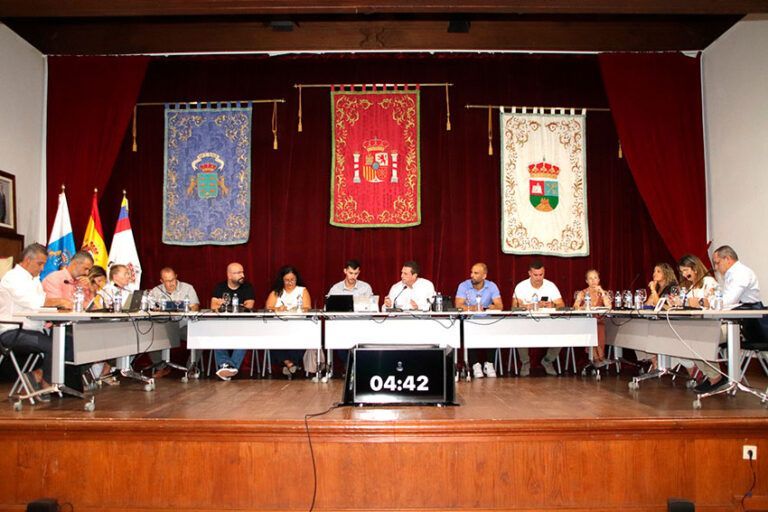 Noticias Yaiza | Yaiza actualiza su tasa de basura y grava más a las viviendas vacacionales