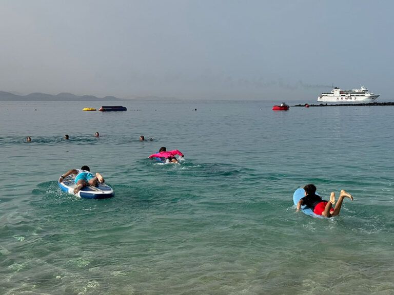 Noticias Playa Blanca | Jóvenes de Playa Blanca se forman en técnicas básicas de socorrismo en Playa Dorada