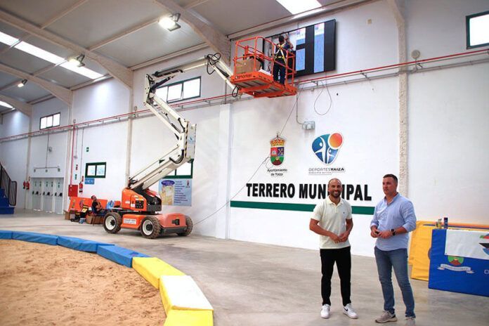 Noticias Yaiza | Yaiza instala un nuevo videomarcador en el terrero de lucha canaria