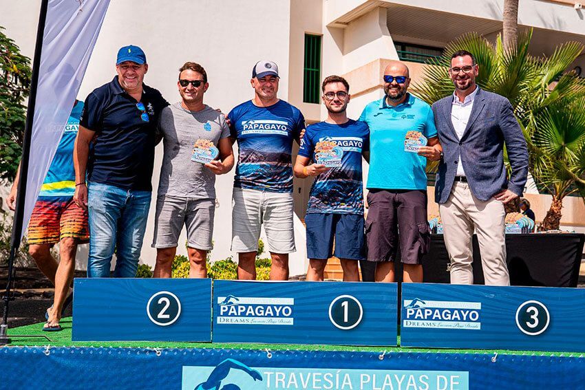 Noticias Yaiza | Javier Segura y Esperanza Navarro triunfan en la XV Travesía Playas de Papagayo