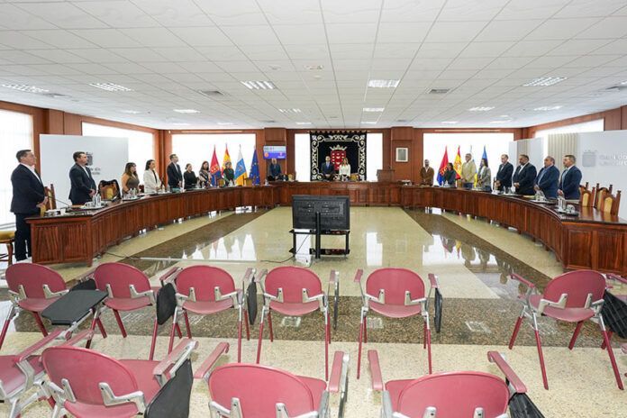 Noticias | Oswaldo Betancort abre el Debate del Estado de la Isla 2025 reivindicando gestión, resultados y un modelo sostenible propio
