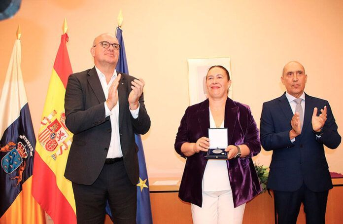 El Ministerio de Igualdad otorga la Medalla a la Promoción de los Valores de Igualdad a Olivia Cedrés Rodríguez