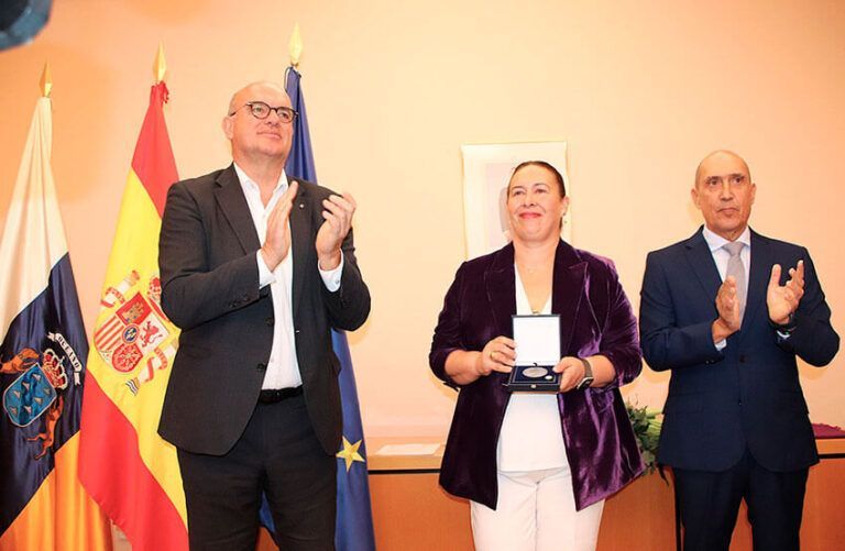 El Ministerio de Igualdad otorga la Medalla a la Promoción de los Valores de Igualdad a Olivia Cedrés Rodríguez