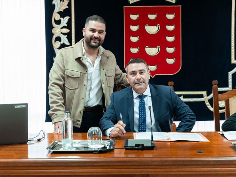 Noticias Yaiza | El Cabildo da luz verde a la redacción de los planes de modernización turística de Playa Blanca y Costa Teguise