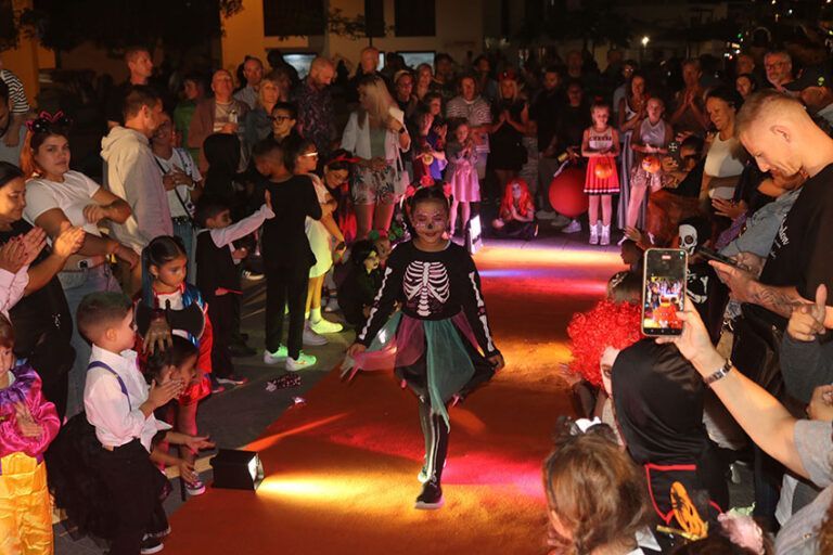 Noticias Playa Blanca | Playa Blanca vive una terrorífica noche de Halloween
